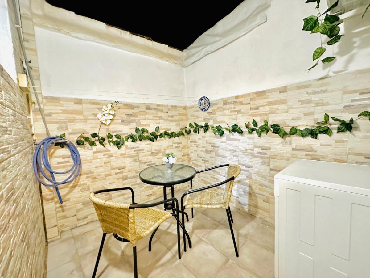 Sol Apartamentos Malaga Centro Εξωτερικό φωτογραφία