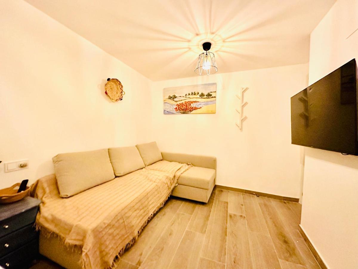 Sol Apartamentos Malaga Centro Εξωτερικό φωτογραφία